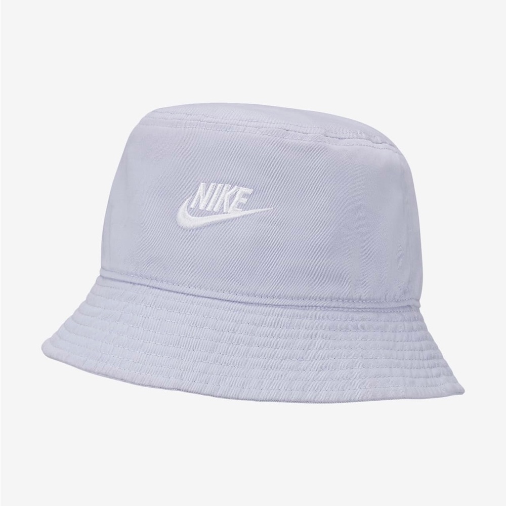 Nike lavender bucket hat